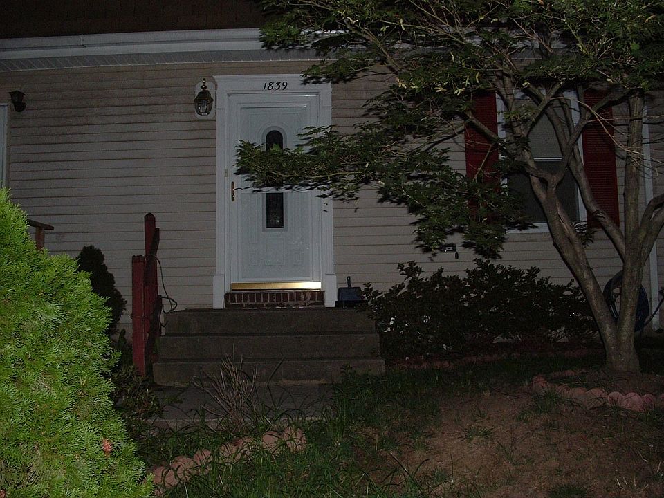 1st image of 1839 Blue Jay Ct