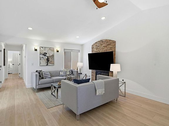 2nd image of 2736 Reno Dr