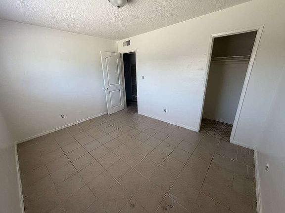 4th image of 1836 F St