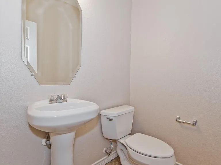 506 Port Royale Way — Photo 11
