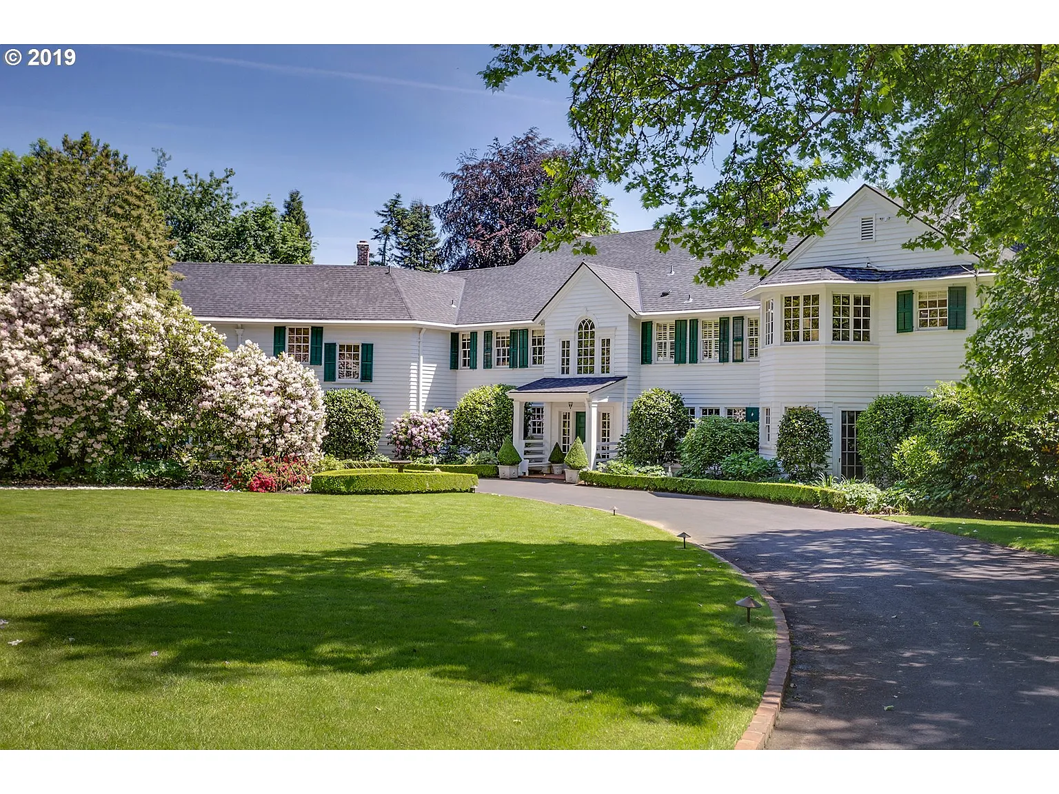 1600 S Greenwood Rd photo 1