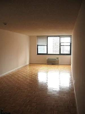 Rented by Realty Operations Group | media 1