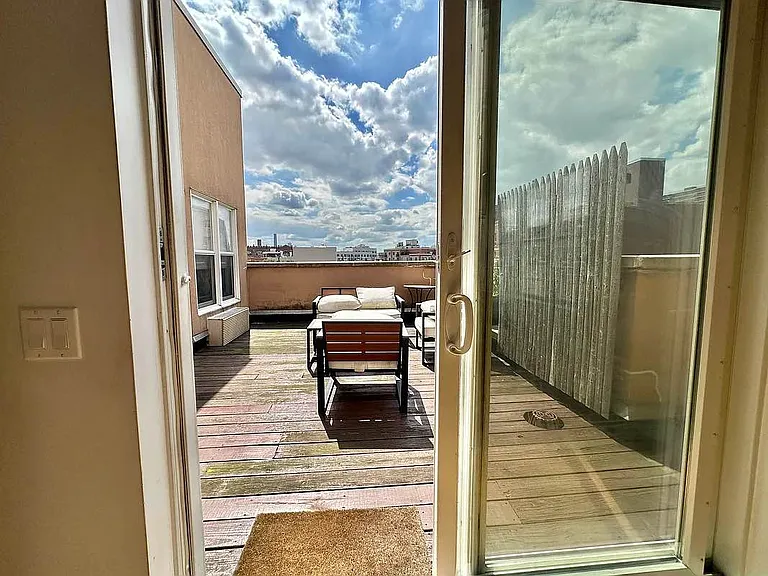 24 Cook St #5 — Photo 3