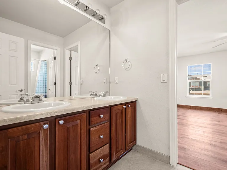 20981 E Hampden Pl — Photo 22