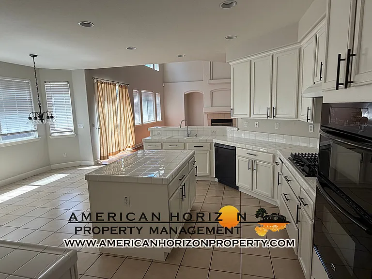 6408 Ivy Glen Way — Photo 20