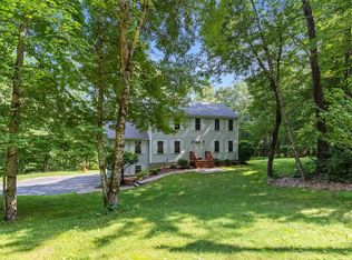 21 Fox Ridge Rd, Epping, NH 03042