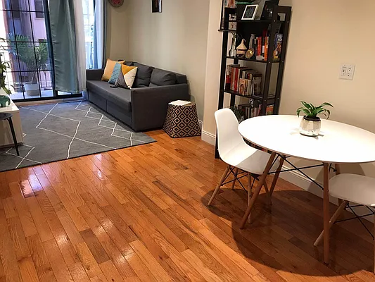 Rented by Park River | media 3