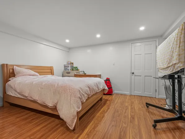 669 West Fingerboard Road image 31 of 39