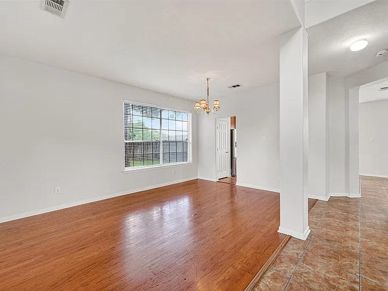 14603 Bladenboro Dr — Photo 6