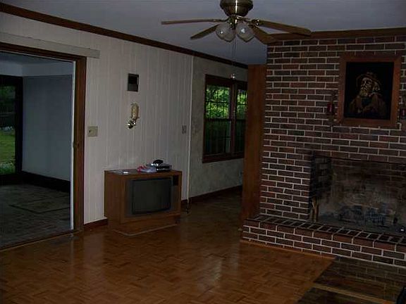 5th image of 7417 Twin Brook Dr