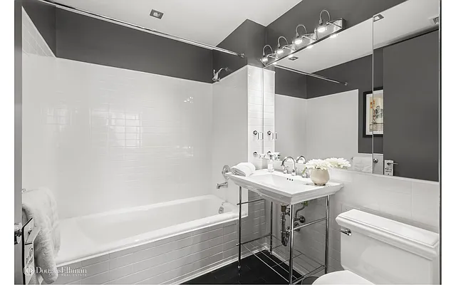 Sold by Douglas Elliman | media 15