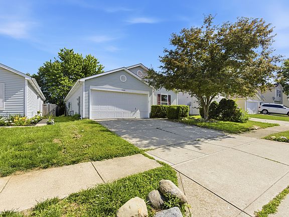 4th image of 10688 Glenayr Dr