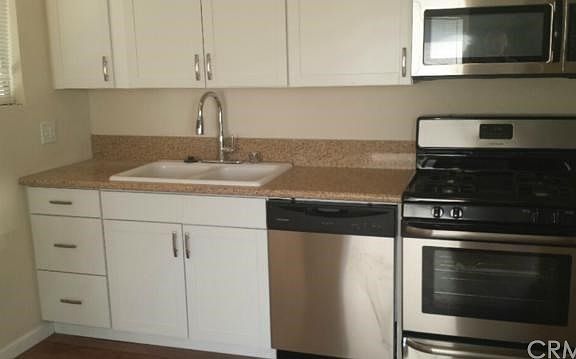 3rd image of 25870 E Union St
