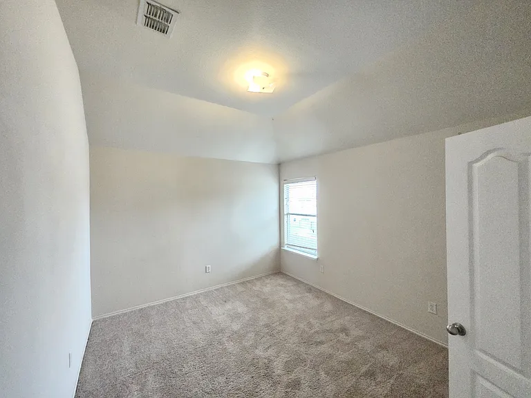 3049 Trinity Lakes Dr — Photo 30