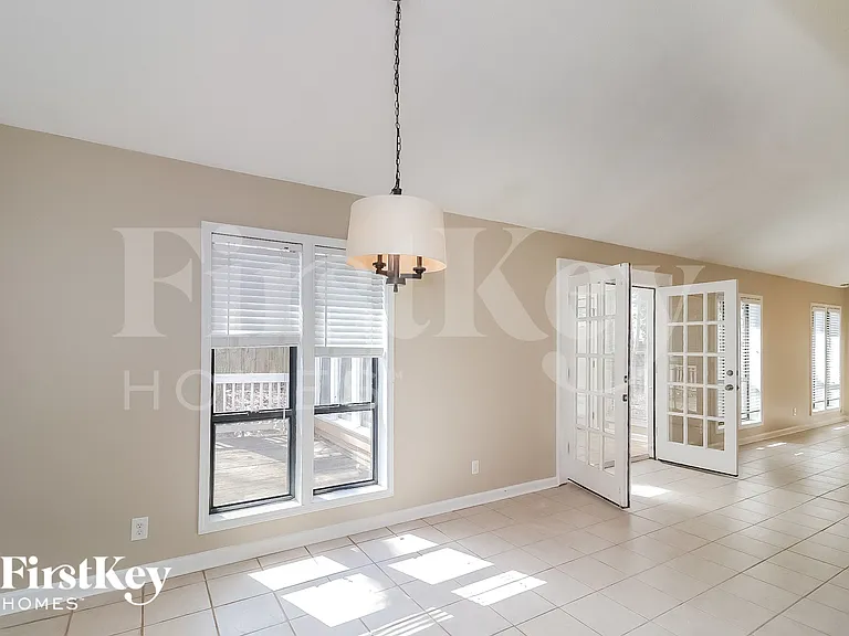 2845 Forest Wood Dr NE — Photo 6