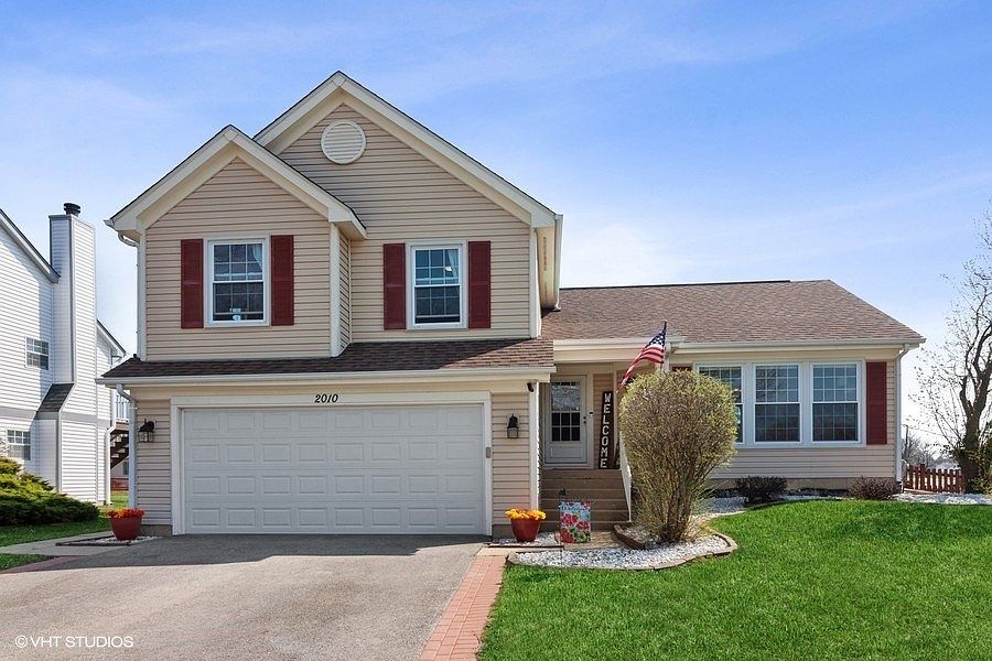 1st image of 2010 Pennsbury Ln
