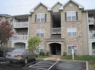 219 Babbling Brook Ln, Saint Charles, MO 63303