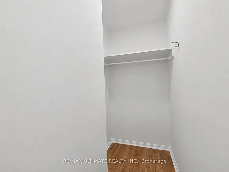 2360 Queen St E #3 — Photo 13