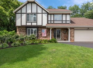 W275S4437 Green Country Rd, Waukesha, WI 53189