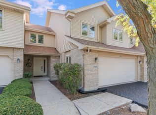 17105 Rochelle Ln, Tinley Park, IL 60487