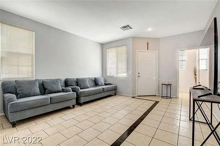 7658 Crystal Village Ln — Photo 4