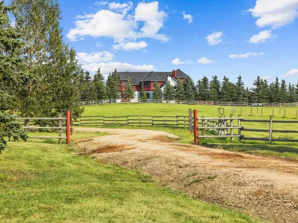 280195 SE Township Road 264, Rocky View County, AB T4A 3C8