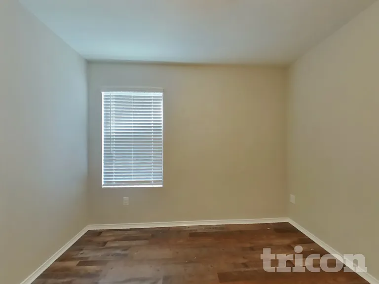 460 Blue Crow Ln — Photo 11