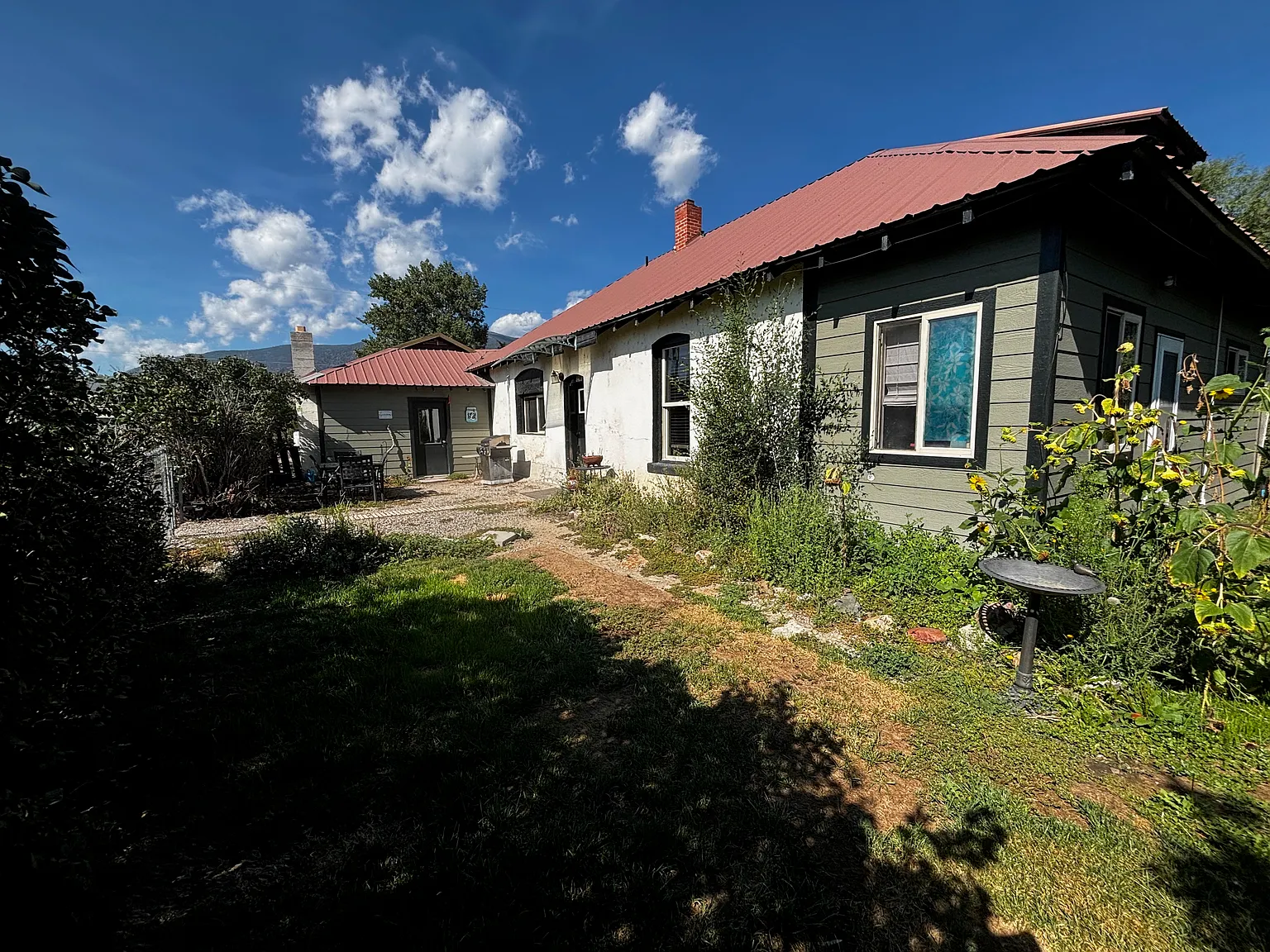 2 bed, 1886 sqft, $1,500 — Photo 1