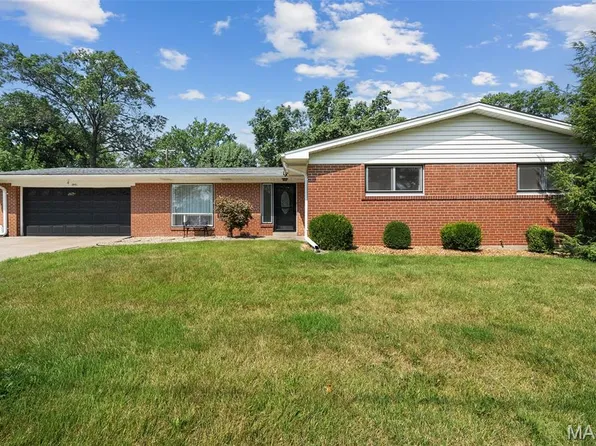 1441 N Woodlawn Ave, Saint Louis, MO 63122