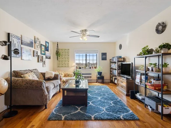 474 Broadway, Somerville, MA