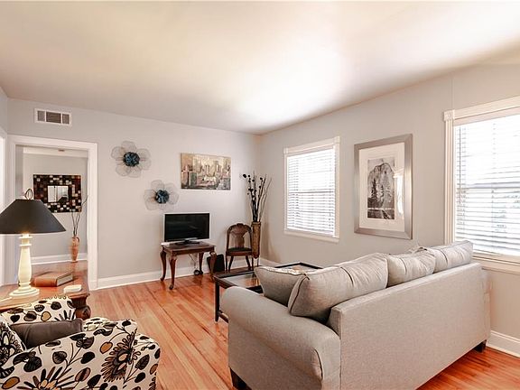 2nd image of 214 Upham St Unit 7C