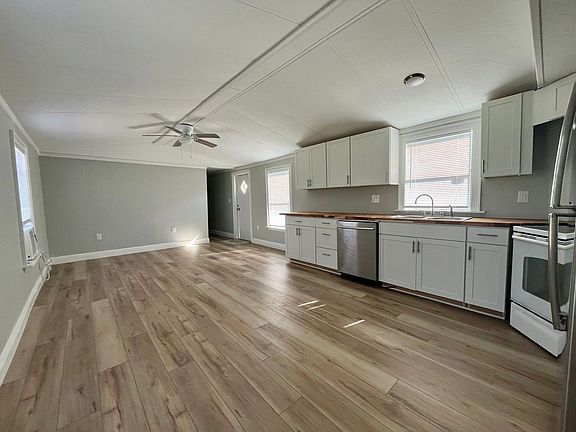 5th image of 1912 Richter Ln