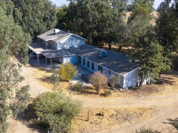 10654 Avenue 104, Pixley, CA 93256