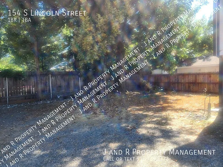 154 S Lincoln St — Photo 5
