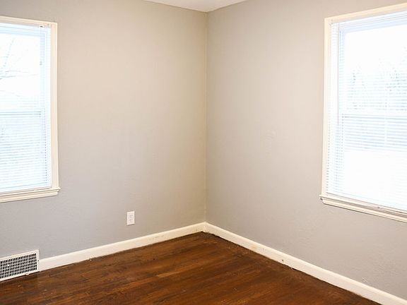 3rd image of 7010 E 84th St
