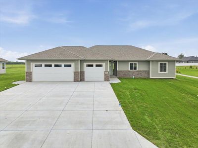 908 Fairview Hills Dr, Malvern, IA, 51551