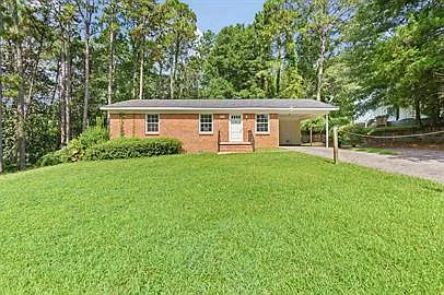 3 bed, 1.5 bath, 1486 sqft, $1,450 — Photo 1