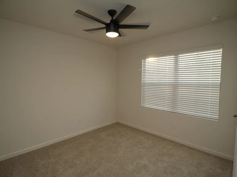 1405 Mineral Loop Dr NW — Photo 2