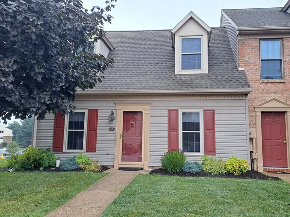 121 Weatherburn Dr, York, PA 17402