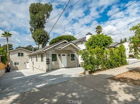 4625 La Crescenta Ave