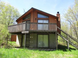3437 Stag Ln, Tobyhanna, PA