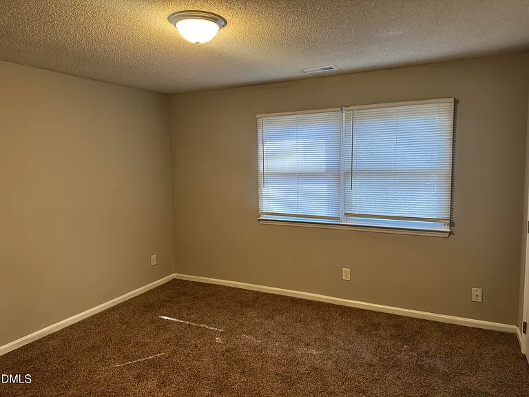 5105 Vann St #C — Photo 8