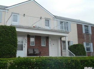 6839 Cloverdale Ln #A, Bayside, NY 11364