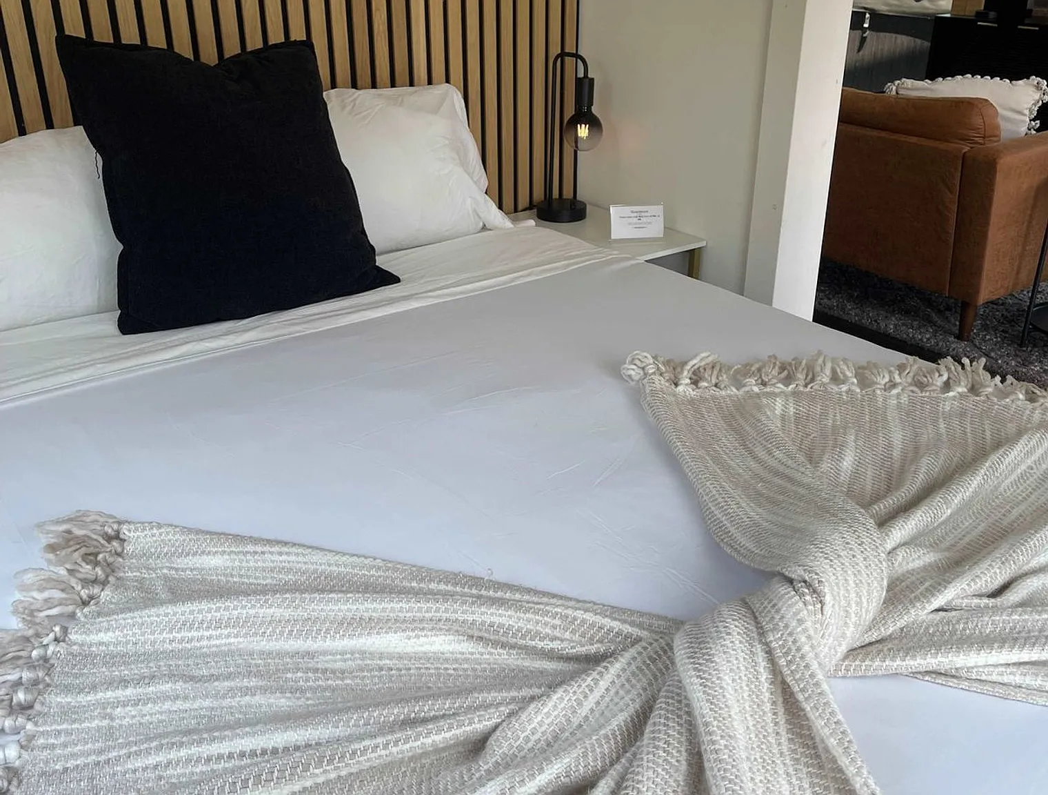 1 bed, 1.0 bath, $3,608 — Photo 4
