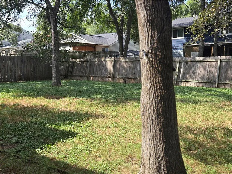 2800 Norfolk Dr — Photo 5