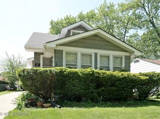 30 S Illinois Ave, Villa Park, IL 60181
