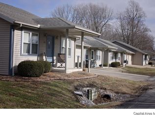 335 S Main St, Blandinsville, IL 61420
