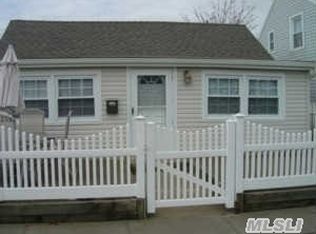 71 Nebraska St, Long Beach, NY 11561
