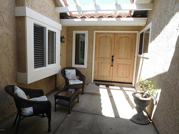 4th image of 374 Mooncrest Ct