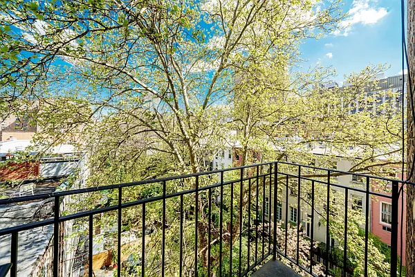 Rented by Douglas Elliman | media 13